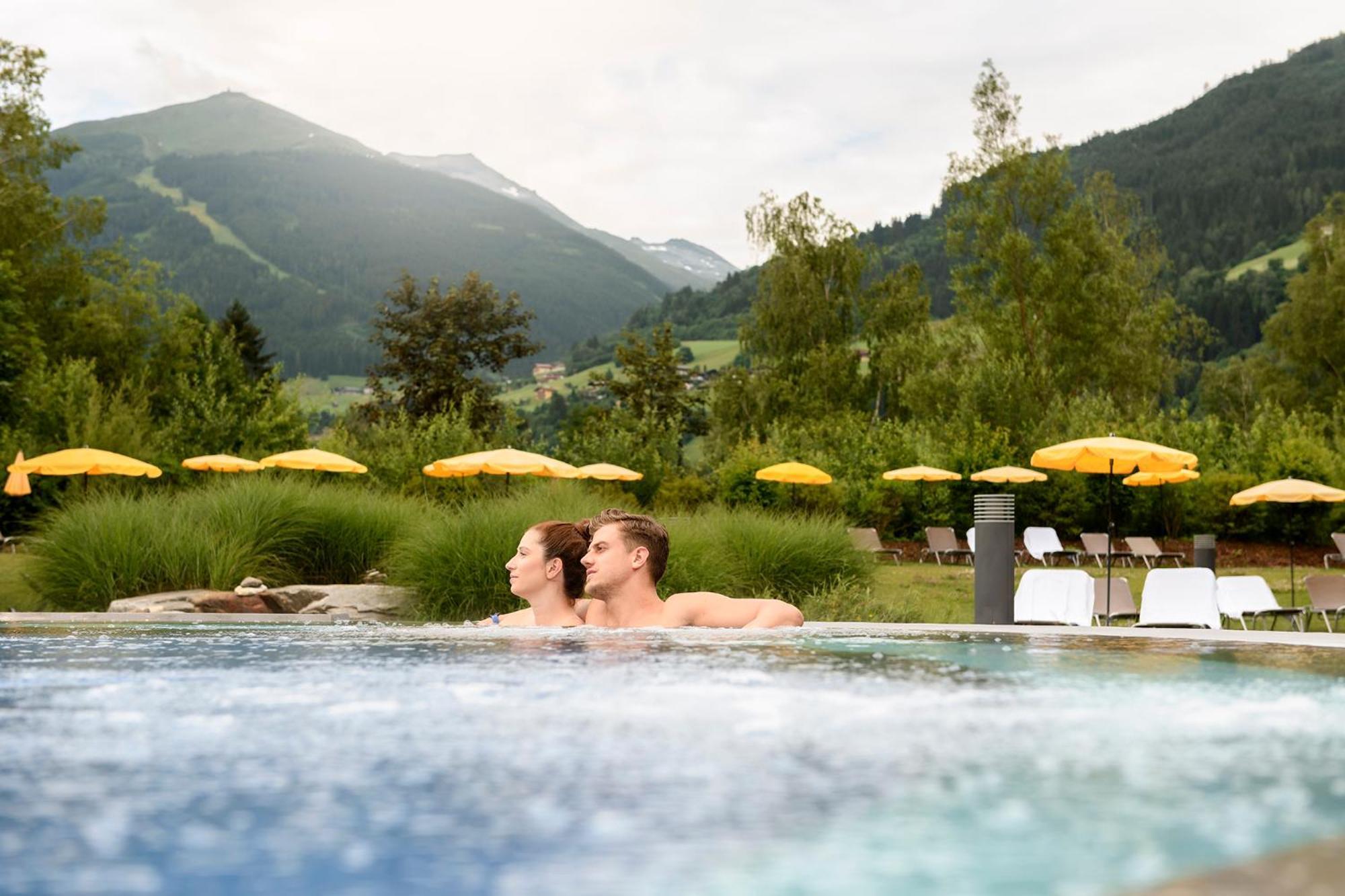 Aktiv- & Gesundheitsresort Das Gxund - Thermeneintritt Inklusive Bad Hofgastein Exteriér fotografie